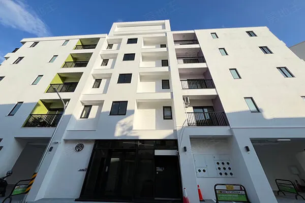 鳴日豐采建案主視覺